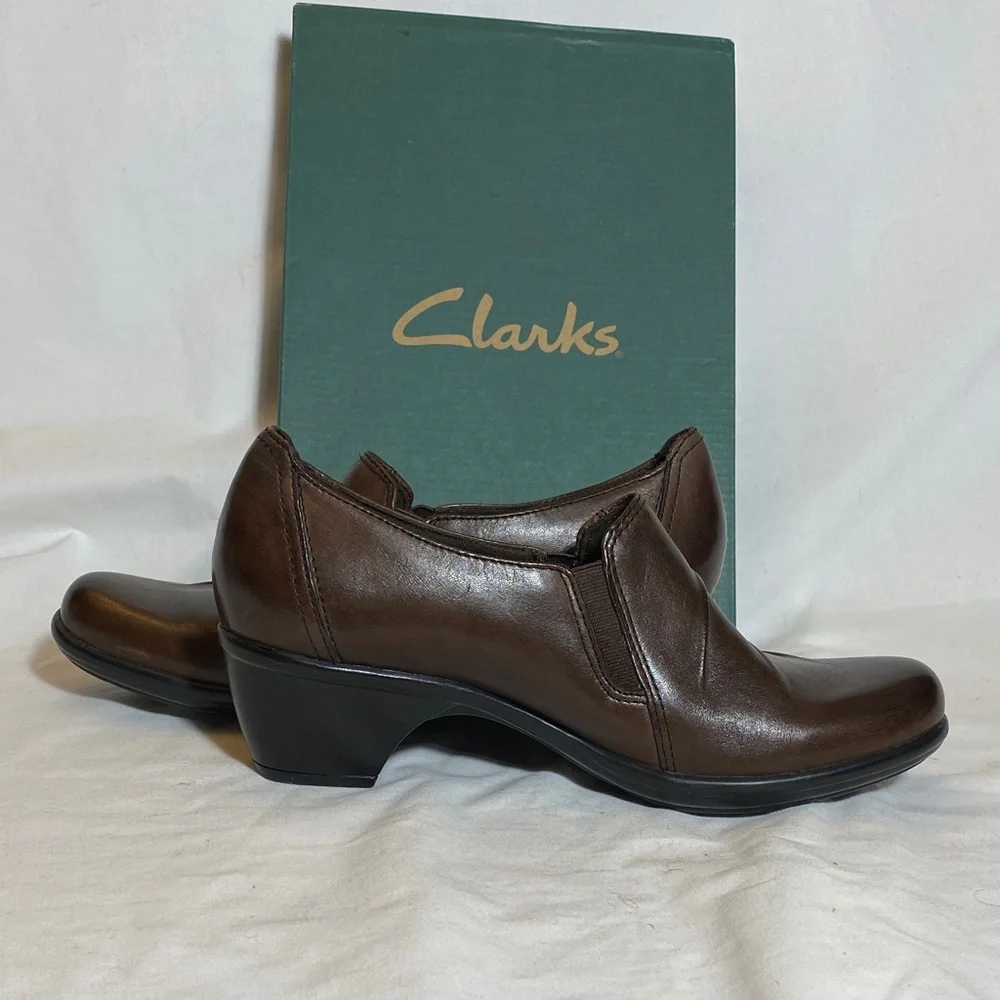Clark’s Partridge Brown Leather heeled slip-on shoes - Women-7.5M NWT - Picture 9 of 12
